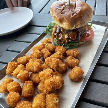Central City Tavern - Sugar Hill - American Near Me - Sugar Hill, Georgia