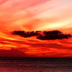 Beach Lovers Hawaii - Just one of our Fabulous Sunsets!