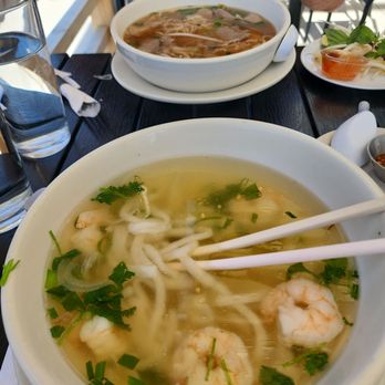 Roc Pho Shop - Shrimp khao piek sen and beef special pho - Vietnamese Near Me - Rochester, New York Roc Pho Shop - Shrimp khao piek sen and beef special pho - Vietnamese Near Me - Rochester, New York