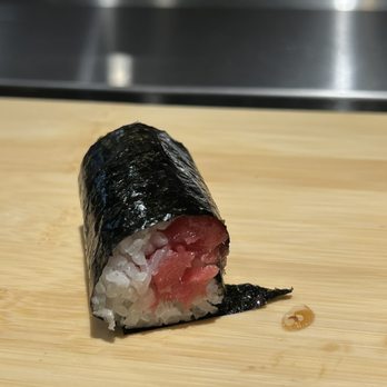 Komé - toro handroll - Sushi Bars Near Me - Dallas, Texas Komé - toro handroll - Sushi Bars Near Me - Dallas, Texas