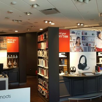 Verizon - Mobile Phones Near Me - Sherman Oaks, California Verizon - Mobile Phones Near Me - Sherman Oaks, California