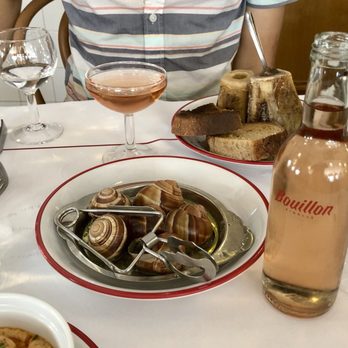 Bouillon Pigalle - Snails and bone marrow - French Near Me - Paris, 75 Bouillon Pigalle - Snails and bone marrow - French Near Me - Paris, 75
