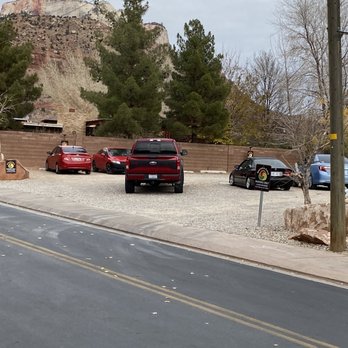 Oscar's Cafe - Additional parking area - Mexican Near Me - Springdale, Utah