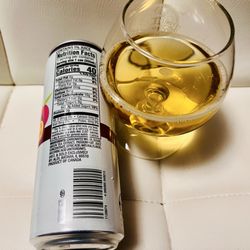 ALDI - Sparkling Passion fruit Green Tea