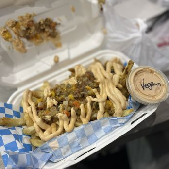 Smashed Burbank - VEGAN SMASHED FRIES - Burgers Near Me - Burbank, California