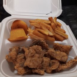This is supposed to be 1pc whiting meal, but what I received was fish scraps.