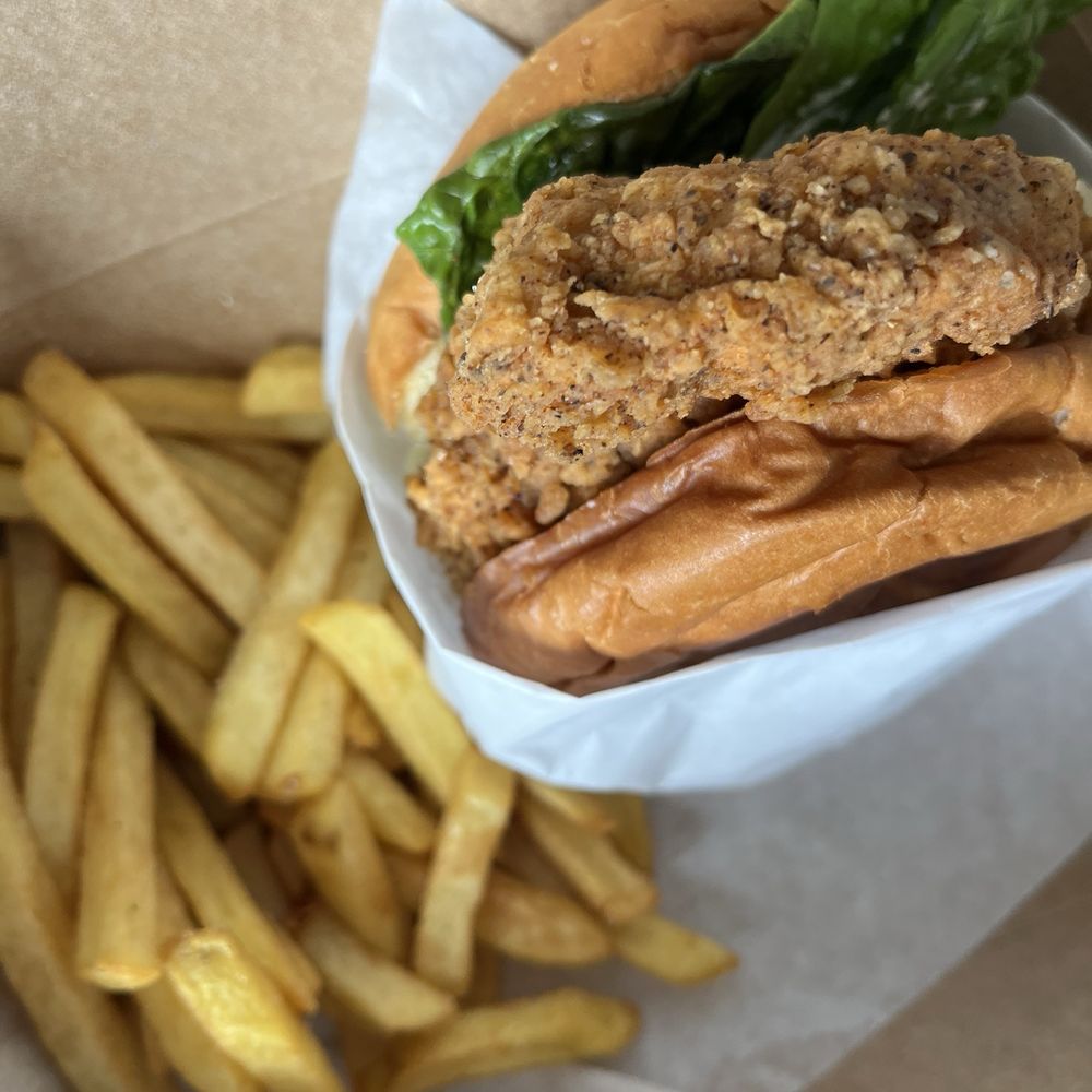 fried chicken sammich