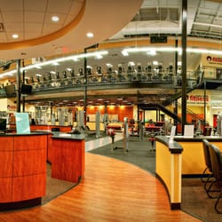 Naples Family Fitness - Entrance