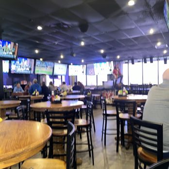 The Landing Eatery & Pub - Pretty big spot with plenty of seating - Pubs Near Me - Liberty, Missouri