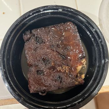 Southern Comfort Kitchen - Bread pudding with bourbon sauce - Cajun/Creole Near Me - Alameda, California