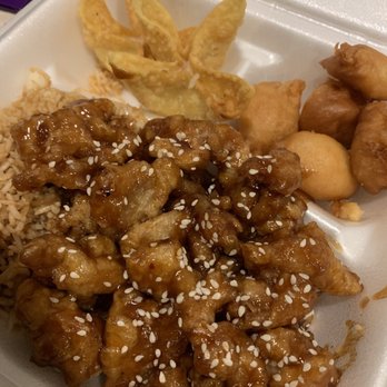 Tangs Restaurant - Sesame chicken, crab wontons, sweet n sour chicken and fried rice - Chinese Near Me - Moore, Oklahoma