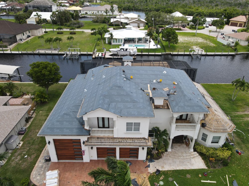 Slide of Siesta Roofing