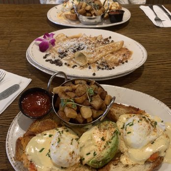 Jam - Crepe eggs Benedict Up North Benny With Lobster Cakes Over Grilled Croissant - Breakfast & Brunch Near Me - Massapequa Park, New York