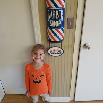 Barber on Main - Loving my lollipop at Uncle Ron's - Barbers Near Me - Ansonia, Connecticut Barber on Main - Loving my lollipop at Uncle Ron's - Barbers Near Me - Ansonia, Connecticut