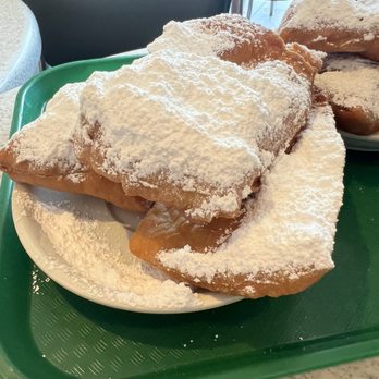 Cafe Du Monde - Beignets - Coffee & Tea Near Me - New Orleans, Louisiana Cafe Du Monde - Beignets - Coffee & Tea Near Me - New Orleans, Louisiana