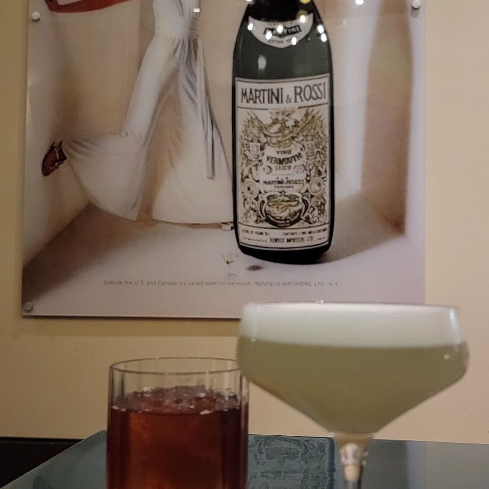 The Beehive - Pisco Sour and the Fig Boss: George Dickel 8yr Bourbon * Fig Amaro
Chai * Vermouth * Rum Blend - Cocktail Bars Near Me - San Francisco, California The Beehive - Pisco Sour and the Fig Boss: George Dickel 8yr Bourbon * Fig Amaro
Chai * Vermouth * Rum Blend - Cocktail Bars Near Me - San Francisco, California