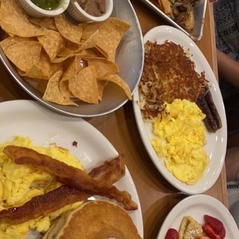 Loaded Cafe Restaurants Lawndale - Asada chilaquiles, strawberry whipped cream crepes, pancakes - Burgers Near Me - Lawndale, California Loaded Cafe Restaurants Lawndale - Asada chilaquiles, strawberry whipped cream crepes, pancakes - Burgers Near Me - Lawndale, California