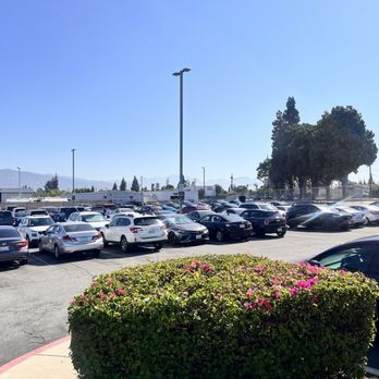 Annia's Kitchen - Ample parking - American Near Me - El Monte, California