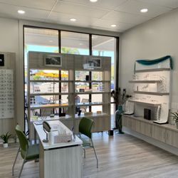 Hollister Optometric Center - Interior corner window.