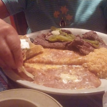 Marieta's - Carne asada plate - Mexican Near Me - El Cajon, California