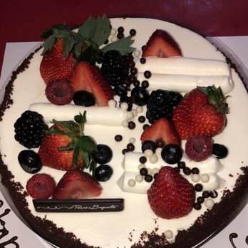 Paris Baguette - Beautiful & light chocolate cake with strawberry filling - Bakeries Near Me - Fullerton, California Paris Baguette - Beautiful & light chocolate cake with strawberry filling - Bakeries Near Me - Fullerton, California