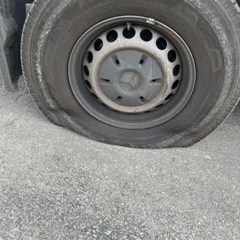 Armstrong Auto Care - Auto Repair Near Me - Aventura, Florida Armstrong Auto Care - Auto Repair Near Me - Aventura, Florida