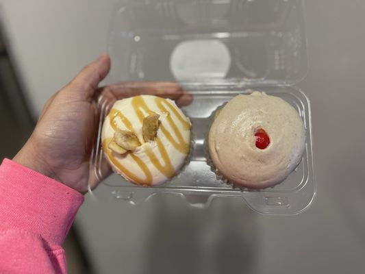 Cami Cakes by null