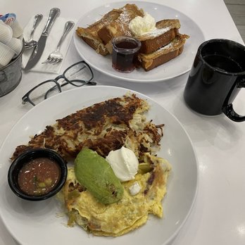 Off Street Cafe - For a phattie like me this was way too much food: Brioche French Toast, California Omelette - American Near Me - Cerritos, California