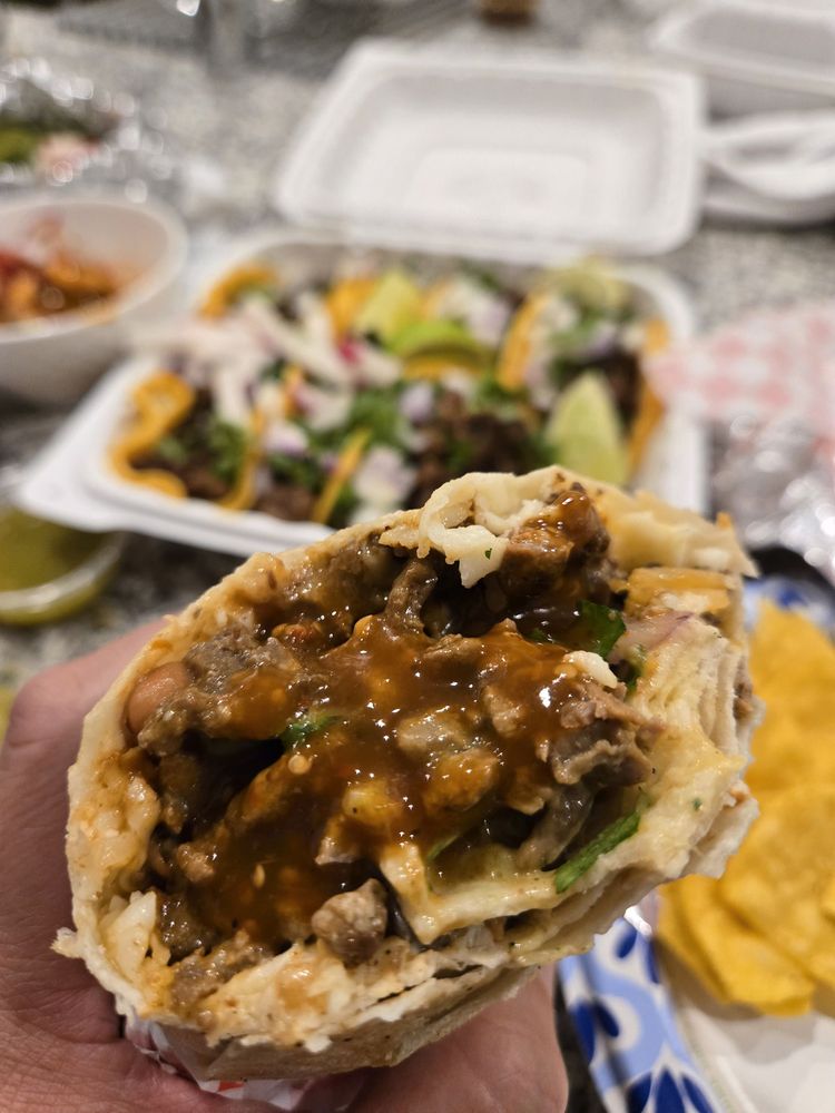 Tacos El Rey — Mexican restaurant in North Highlands
