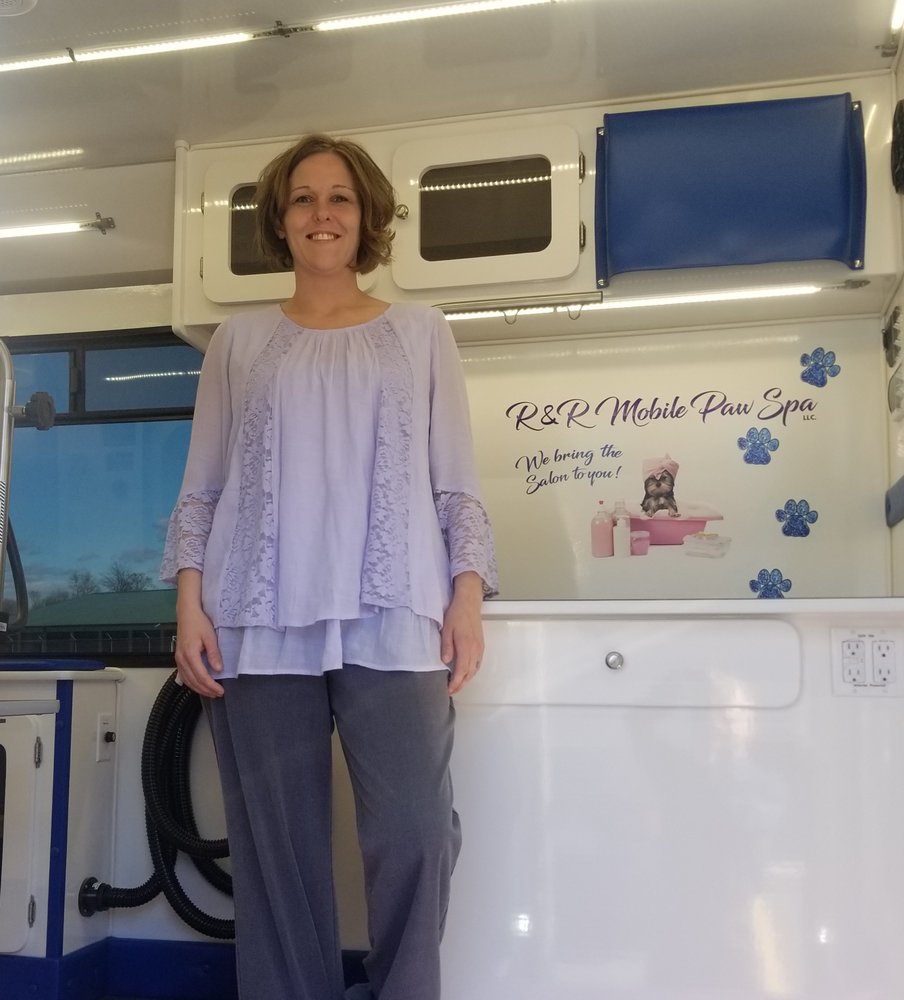 R and R Mobile Paw Spa