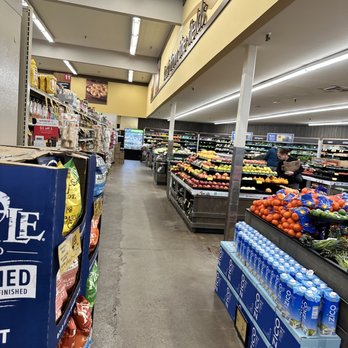 Safeway - a grocery store aisle with fruit and vegetables - Grocery Near Me - Santa Cruz, California Safeway - a grocery store aisle with fruit and vegetables - Grocery Near Me - Santa Cruz, California