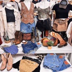 Plato's Closet