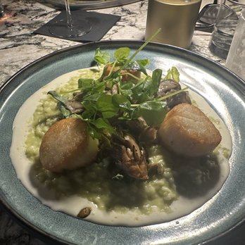 Selvin’s Restaurant & Lounge - Seared Scallop Risotto - New American Near Me - Thousand Oaks, California