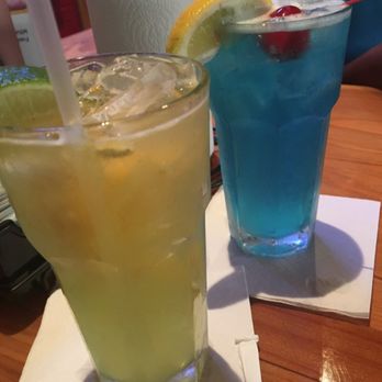 WingHouse Bar & Grill - Margaria and Blue Long Island Ice Tea - Chicken Wings Near Me - Orlando, Florida WingHouse Bar & Grill - Margaria and Blue Long Island Ice Tea - Chicken Wings Near Me - Orlando, Florida