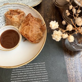 The Albert - sausage rolls - Pubs Near Me - London, XGL The Albert - sausage rolls - Pubs Near Me - London, XGL