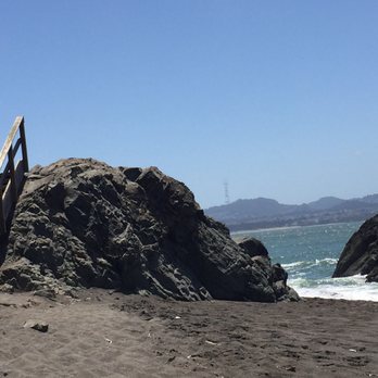 Black Sands Beach - Stairs to the beach. - Beaches Near Me - Sausalito, California Black Sands Beach - Stairs to the beach. - Beaches Near Me - Sausalito, California