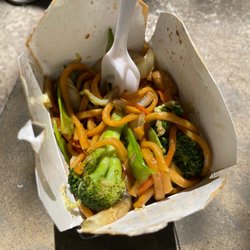 China Wok - [Pt] Vegetable Lo Mein