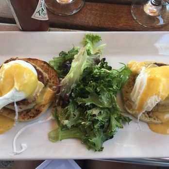 Havana Cafe - Eggs Benedict "Benny" w/crab......soooo yummy! - Cuban Near Me - Bronx, New York