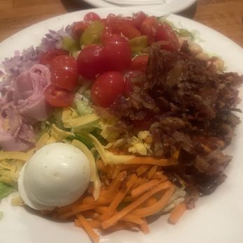 The Kettle - California Chop Salad - Diners Near Me - Manhattan Beach, California The Kettle - California Chop Salad - Diners Near Me - Manhattan Beach, California