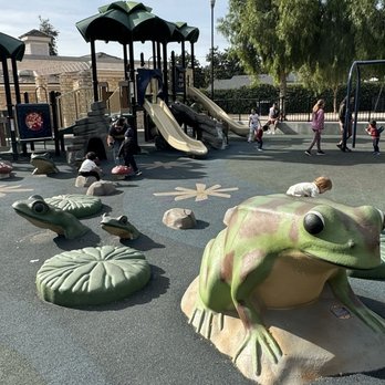 Penn Park - Playground - Parks Near Me - Whittier, California