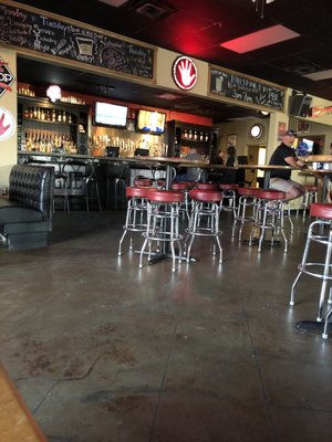 Jojos Bar & Grill by null