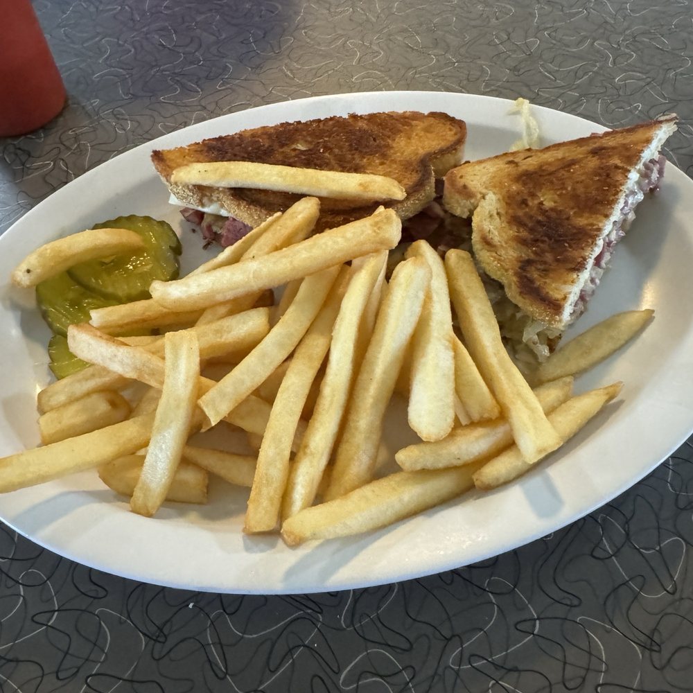 Mel's Diner - Reuben and fries - Diners Near Me - Phoenix, Arizona Mel's Diner - Reuben and fries - Diners Near Me - Phoenix, Arizona