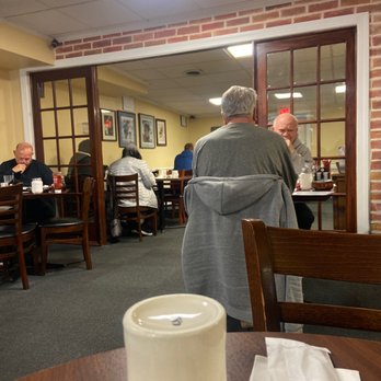Mary's Kountry Kitchen - people sitting at tables - American Near Me - Wilmington, Delaware Mary's Kountry Kitchen - people sitting at tables - American Near Me - Wilmington, Delaware