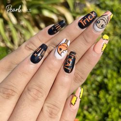 Pearl Nails
