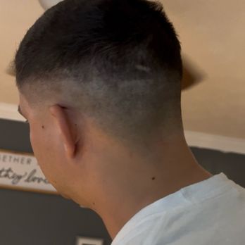 Supercuts - Bleeding as well - Hair Salons Near Me - GRAFTON, Virginia