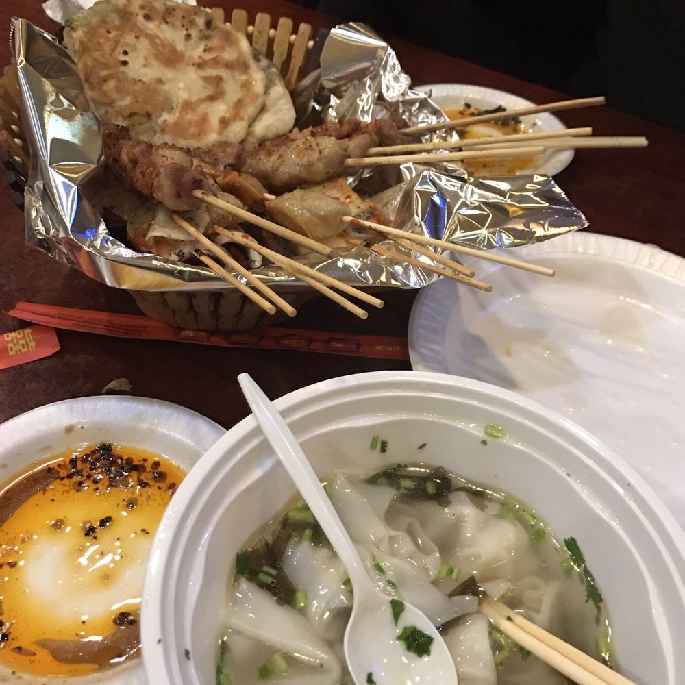 Beijing Style Barbeque - Wonton soup with all kinds of BBQ - Barbeque Near Me - Flushing, New York Beijing Style Barbeque - Wonton soup with all kinds of BBQ - Barbeque Near Me - Flushing, New York