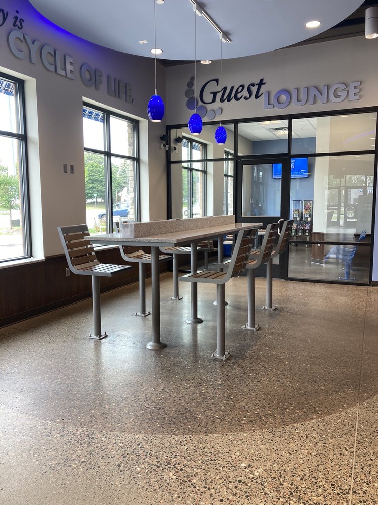 TUMBLE FRESH COIN LAUNDRY Updated August 2024 10 Photos 10501