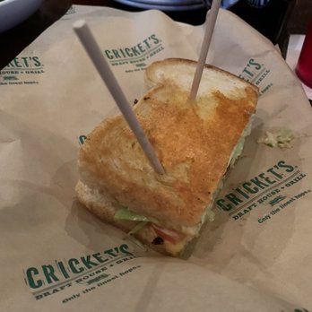 Cricket's Grill & Draft House - American Near Me - Waco, Texas