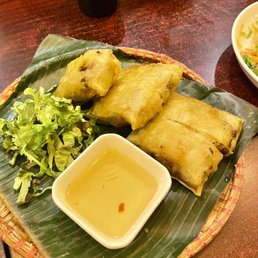 Pork and Crabmeat Spring Roll