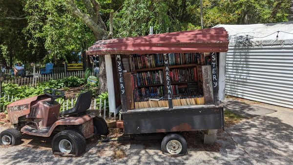 The Book Barn by null